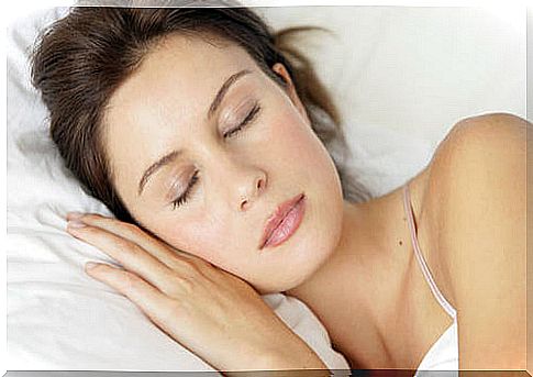 10 foods that help you sleep better