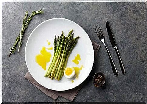 2 different ways to prepare asparagus