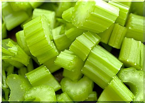 Celery is one of the natural diuretics