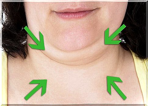 Eliminate double chin with clay and cucumber