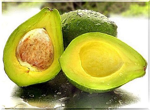 Avocado as an ingredient to rejuvenate and tone the skin