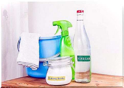 Baking soda and vinegar for washing clothes