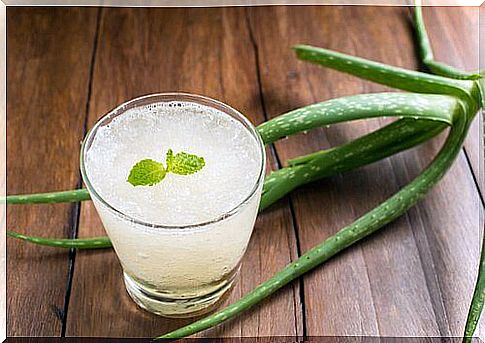 Aloe vera juice to treat constipation