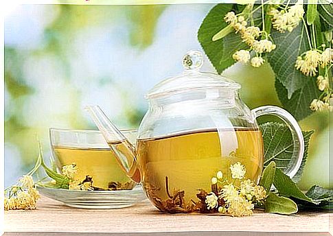 Linden tea to reduce anxiety and nervousness