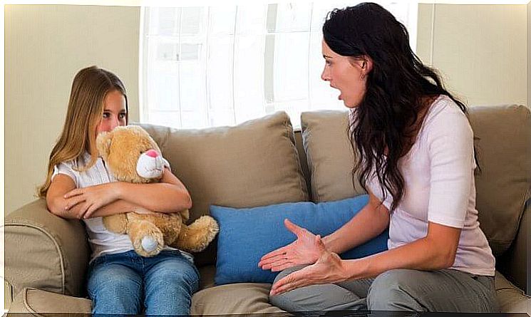 mother fighting with her daughter