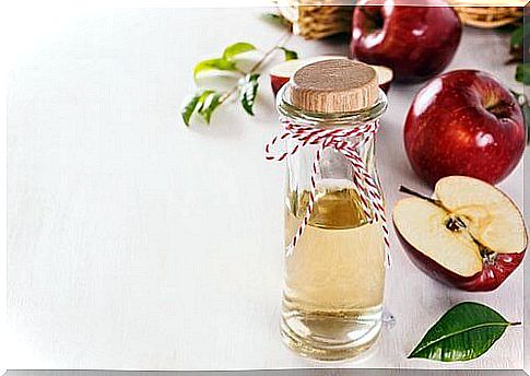 apple vinegar to wash your face